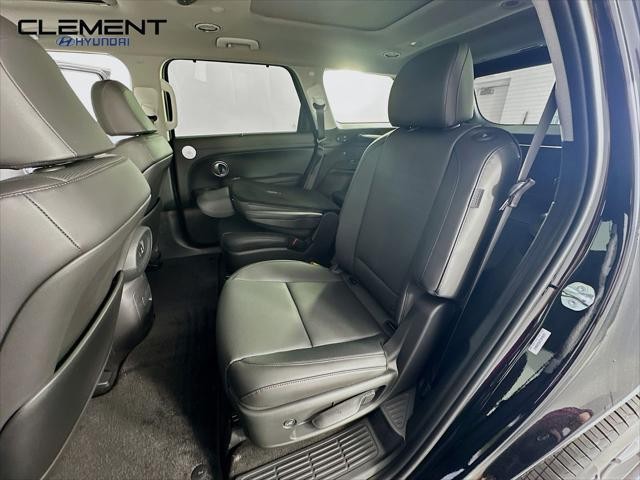 Hyundai Palisade Hybrid Vehicle Full-screen Gallery Image 29