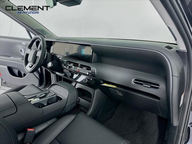Hyundai Palisade Hybrid Vehicle Full-screen Gallery Image 32
