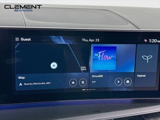 Hyundai Santa Fe Hybrid Vehicle Full-screen Gallery Image 17