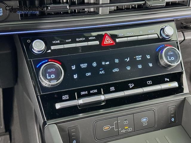 Hyundai Santa Fe Hybrid Vehicle Full-screen Gallery Image 19
