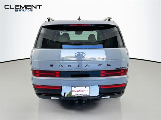 Hyundai Santa Fe Hybrid Vehicle Full-screen Gallery Image 7