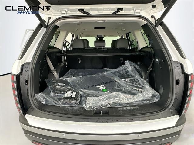 Hyundai Palisade Hybrid Vehicle Full-screen Gallery Image 9