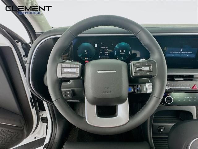 Hyundai Palisade Hybrid Vehicle Full-screen Gallery Image 13