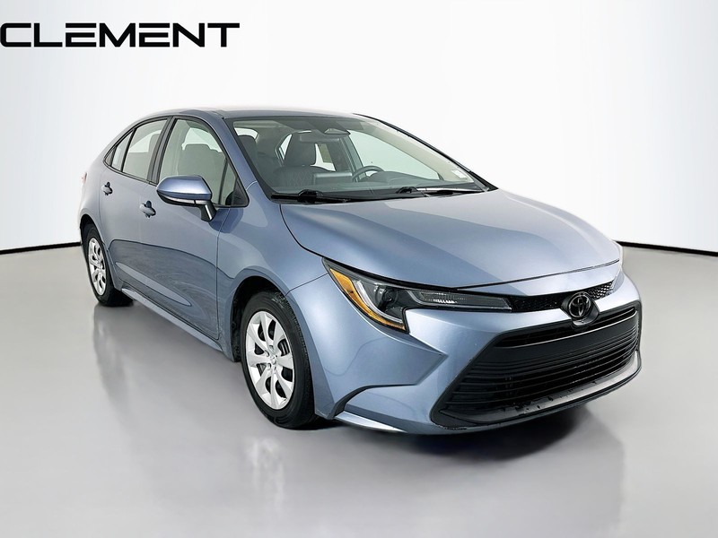 Toyota Corolla Vehicle Full-screen Gallery Image 5