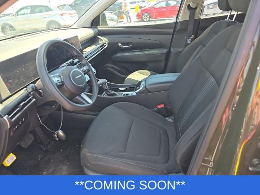 Hyundai Tucson Vehicle Image 03