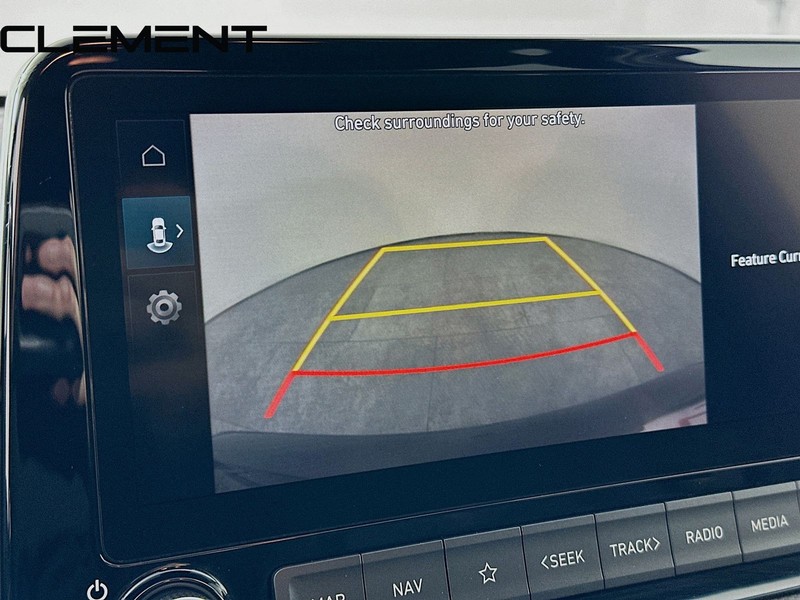 Hyundai Kona Vehicle Full-screen Gallery Image 20