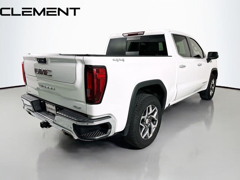 GMC Sierra 1500 Vehicle Full-screen Gallery Image 7
