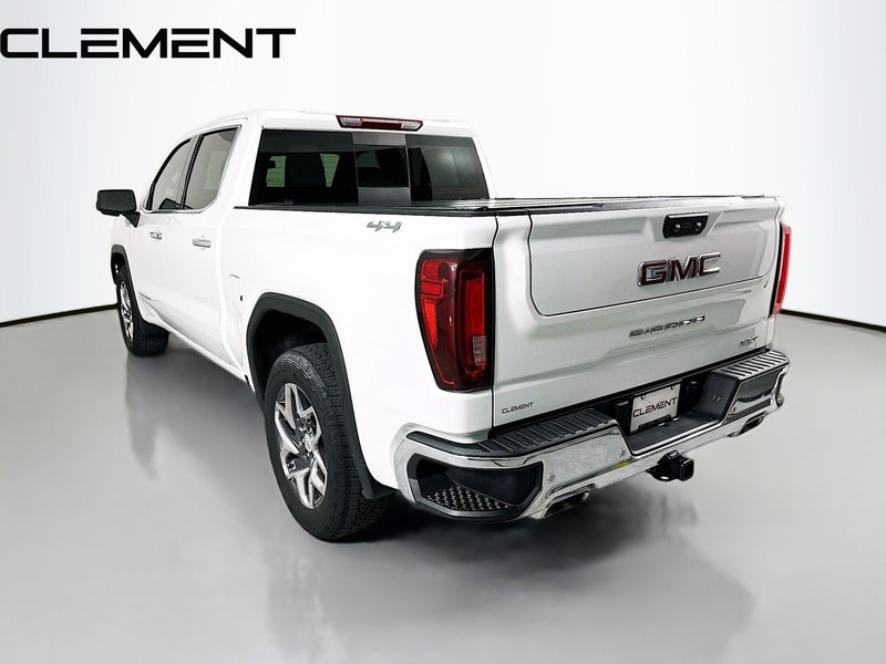 GMC Sierra 1500 Vehicle Full-screen Gallery Image 10