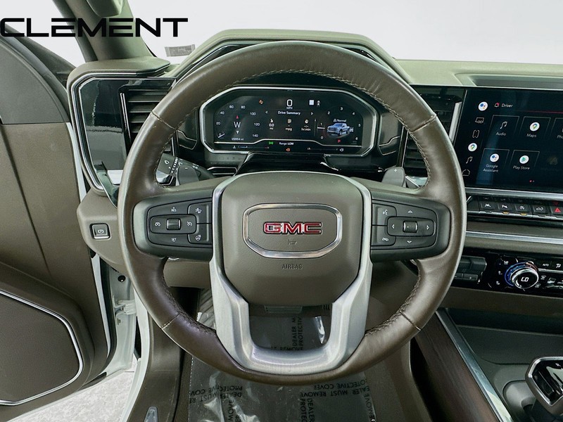 GMC Sierra 1500 Vehicle Full-screen Gallery Image 14