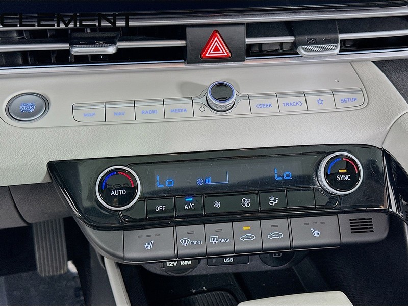 Hyundai Elantra Vehicle Full-screen Gallery Image 22