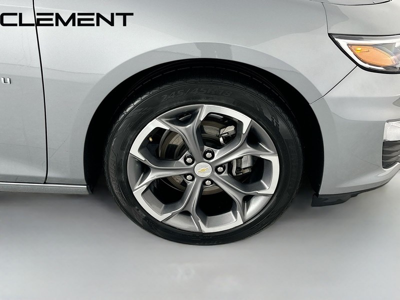 Chevrolet Malibu Vehicle Full-screen Gallery Image 36