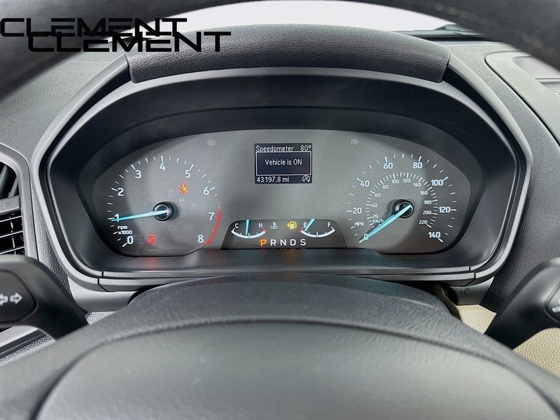 Ford EcoSport Vehicle Full-screen Gallery Image 23