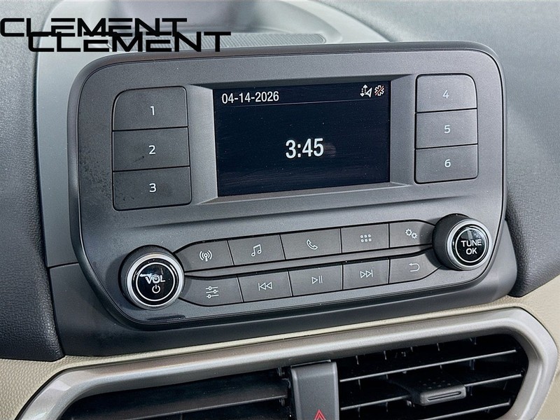 Ford EcoSport Vehicle Full-screen Gallery Image 24