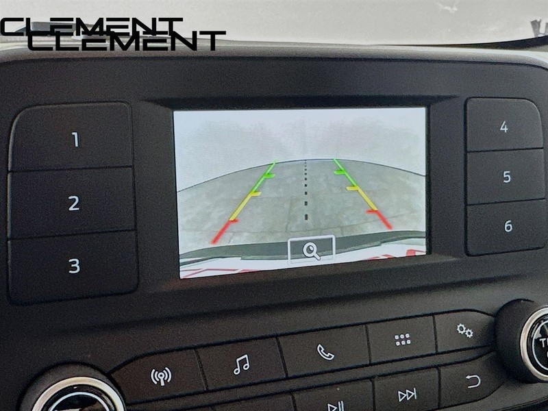 Ford EcoSport Vehicle Full-screen Gallery Image 25