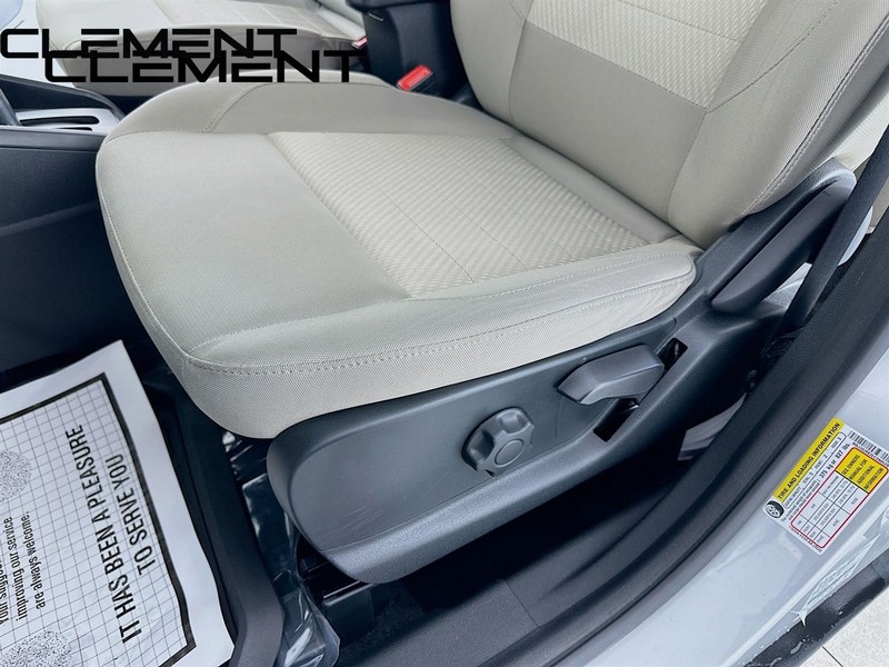 Ford EcoSport Vehicle Full-screen Gallery Image 34