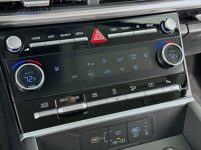 Hyundai Santa Fe Vehicle Full-screen Gallery Image 19
