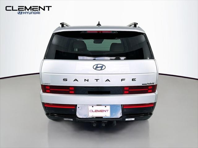 Hyundai Santa Fe Hybrid Vehicle Full-screen Gallery Image 7