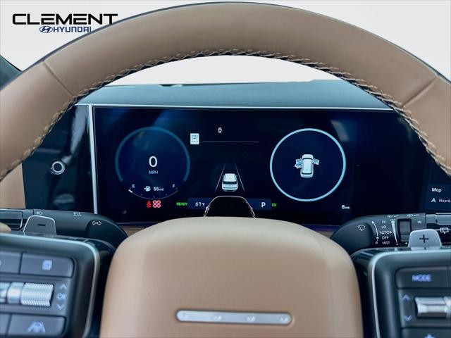 Hyundai Santa Fe Hybrid Vehicle Full-screen Gallery Image 16