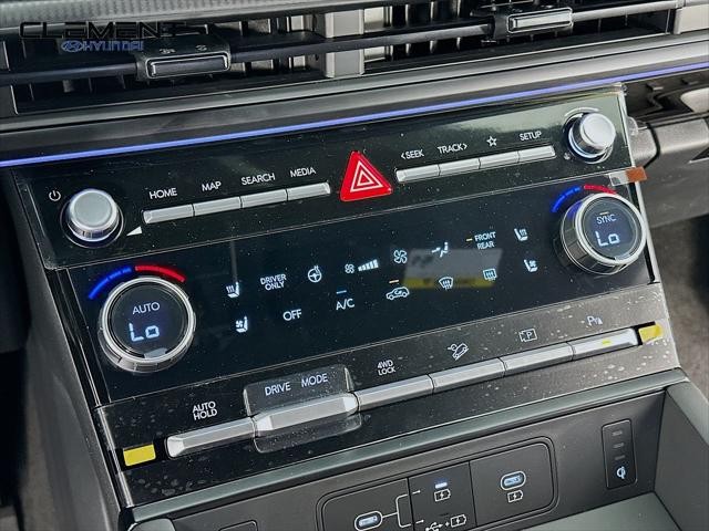 Hyundai Santa Fe Hybrid Vehicle Full-screen Gallery Image 19