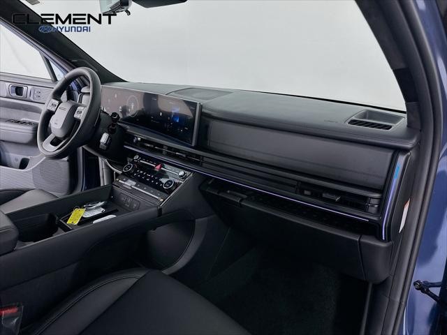 Hyundai Santa Fe Hybrid Vehicle Full-screen Gallery Image 31