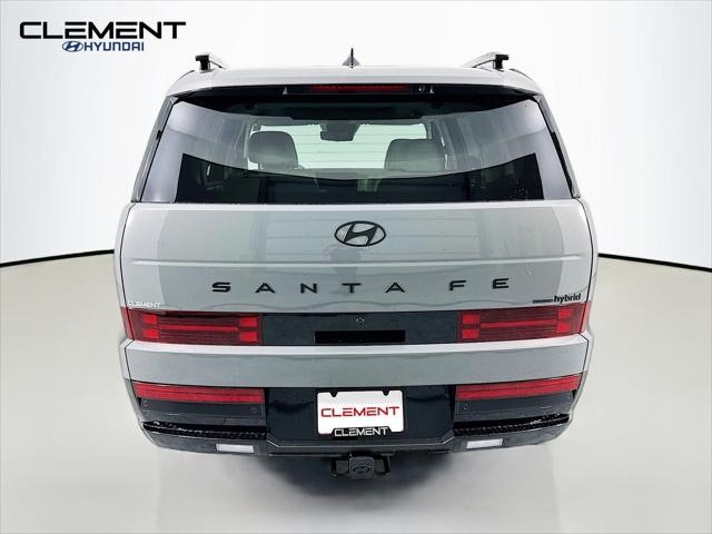 Hyundai Santa Fe Hybrid Vehicle Full-screen Gallery Image 7