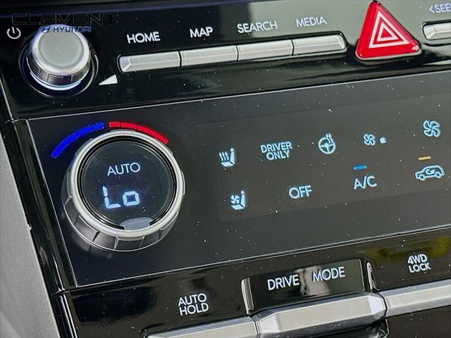 Hyundai Santa Fe Hybrid Vehicle Full-screen Gallery Image 20