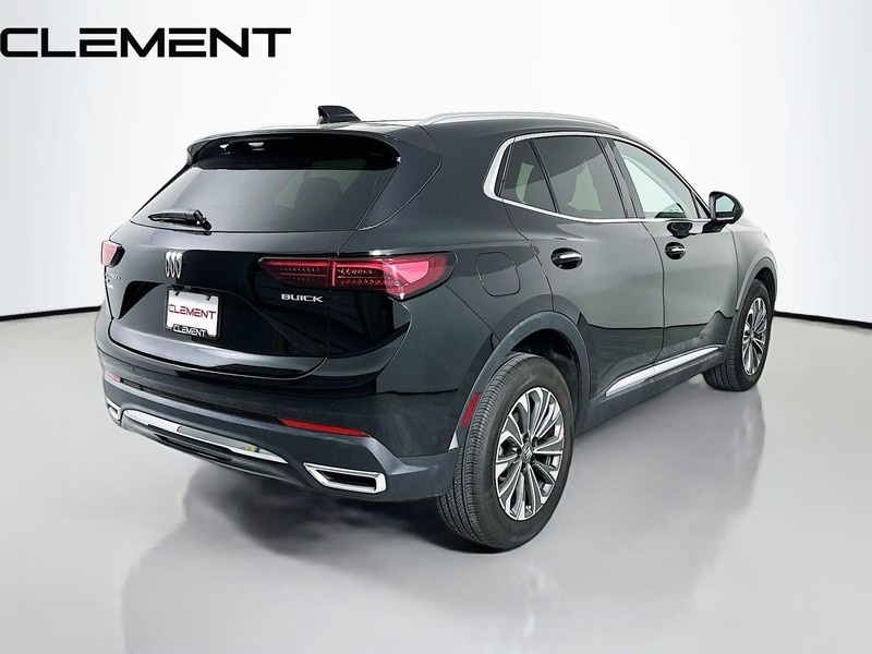 Buick Envision Vehicle Full-screen Gallery Image 07