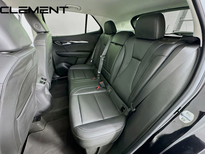Buick Envision Vehicle Full-screen Gallery Image 32