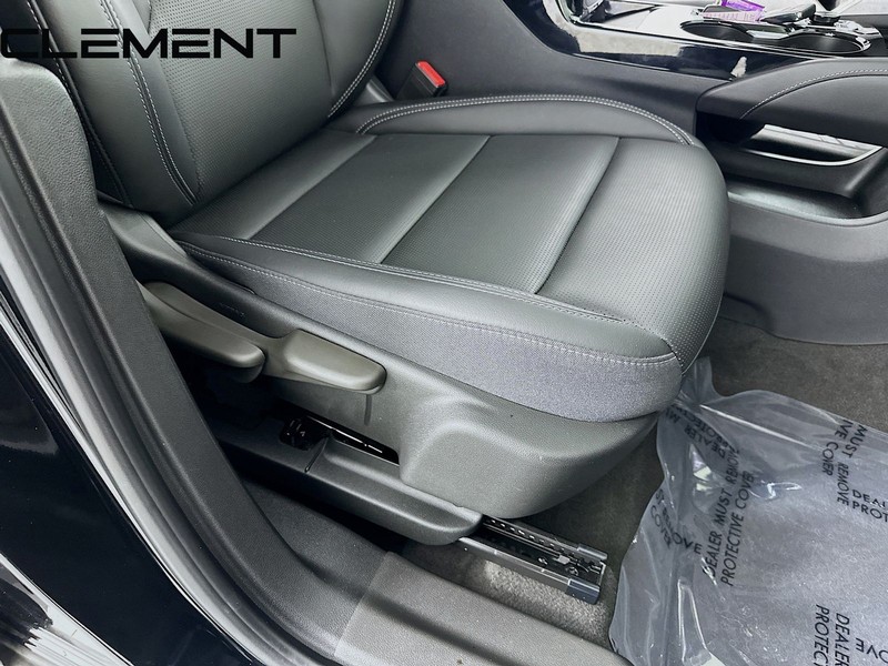 Buick Envision Vehicle Full-screen Gallery Image 33