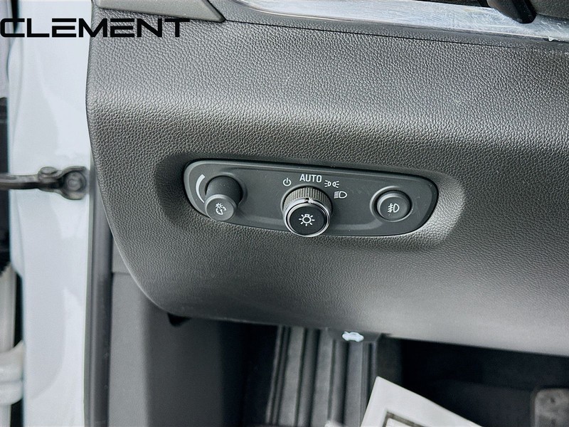 Chevrolet Traverse Vehicle Full-screen Gallery Image 13