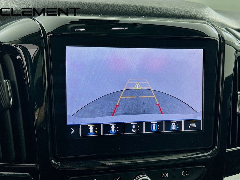 Chevrolet Traverse Vehicle Full-screen Gallery Image 20