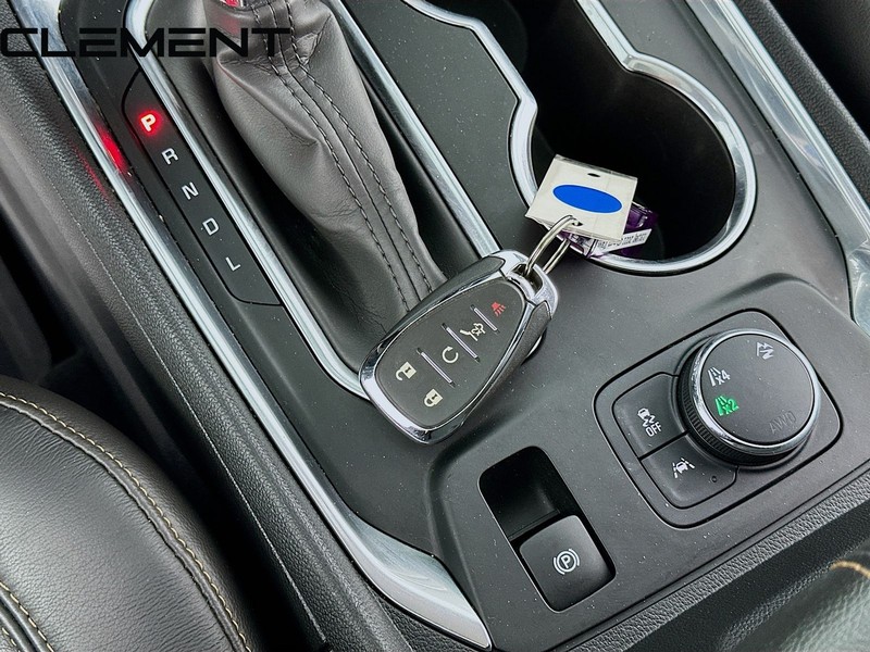 Chevrolet Traverse Vehicle Full-screen Gallery Image 24