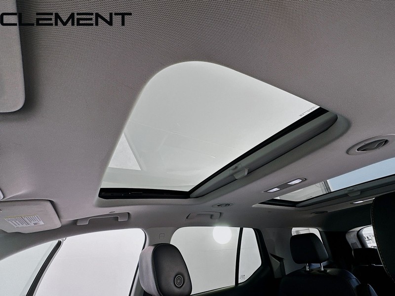 Chevrolet Traverse Vehicle Full-screen Gallery Image 25