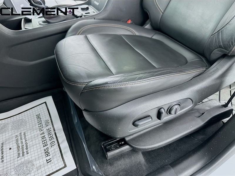 Chevrolet Traverse Vehicle Full-screen Gallery Image 30