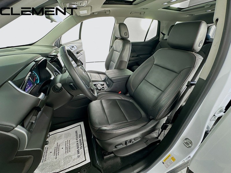 Chevrolet Traverse Vehicle Full-screen Gallery Image 32