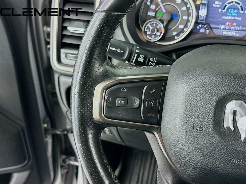 Ram 1500 Vehicle Full-screen Gallery Image 15