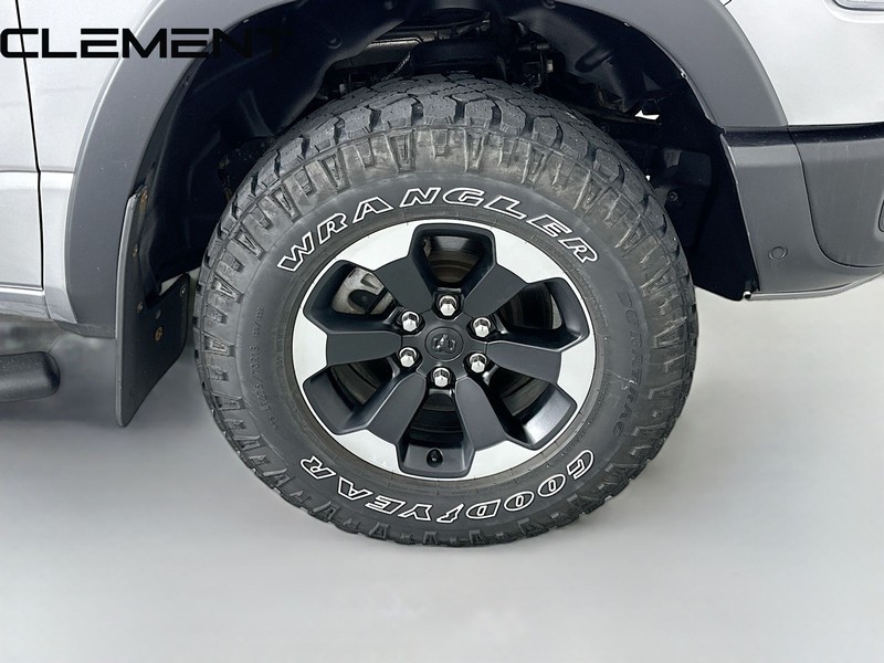 Ram 1500 Vehicle Full-screen Gallery Image 38