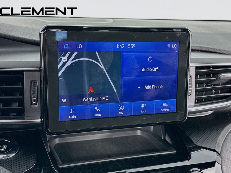Ford Explorer Vehicle Full-screen Gallery Image 19