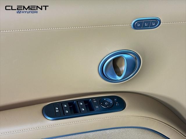 Hyundai Palisade Vehicle Full-screen Gallery Image 24