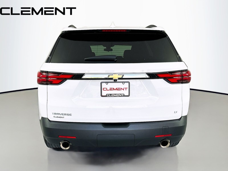 Chevrolet Traverse Vehicle Full-screen Gallery Image 8