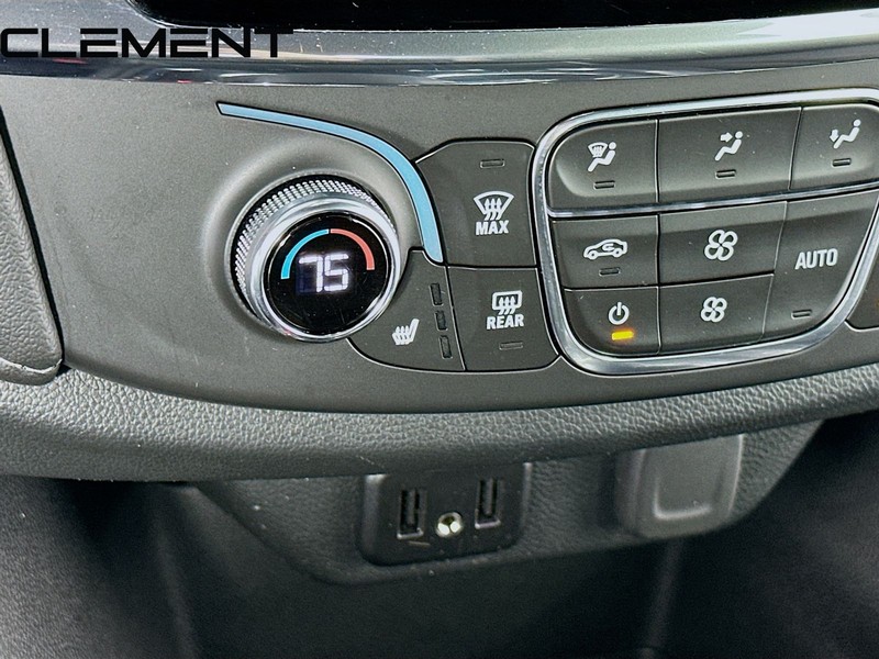 Chevrolet Traverse Vehicle Full-screen Gallery Image 23