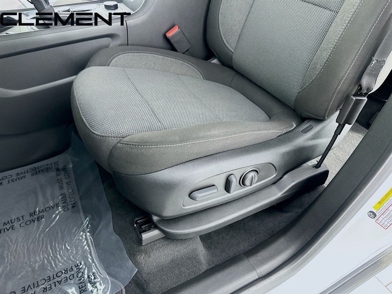 Chevrolet Traverse Vehicle Full-screen Gallery Image 28