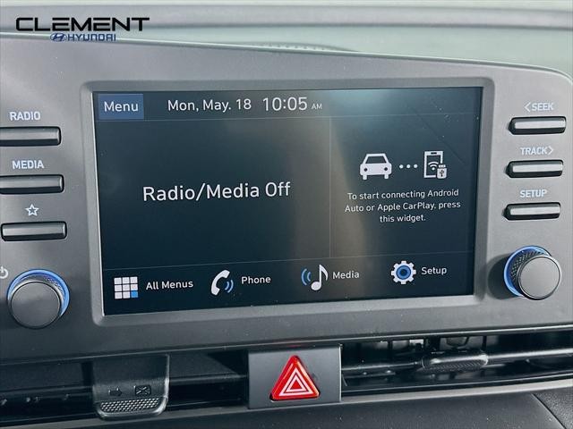 Hyundai Elantra Vehicle Image 17