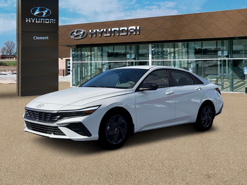 Hyundai Elantra Vehicle Image 02