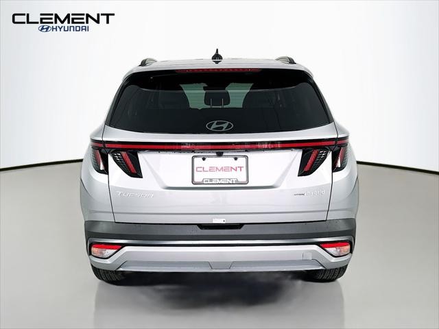 Hyundai Tucson Hybrid Vehicle Full-screen Gallery Image 7
