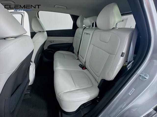 Hyundai Tucson Hybrid Vehicle Full-screen Gallery Image 27