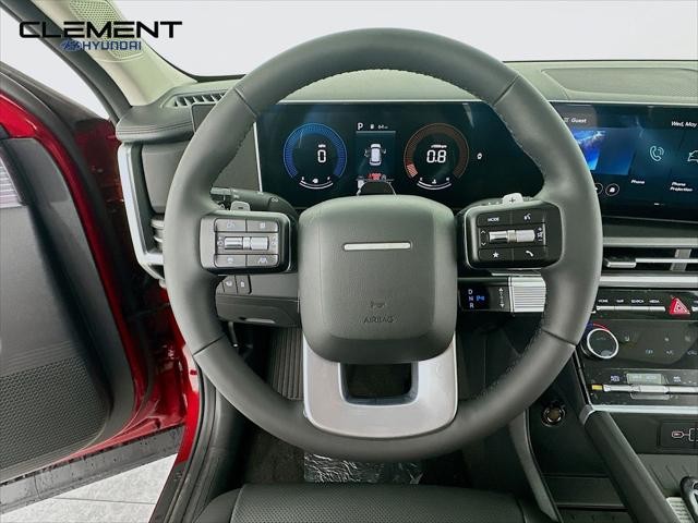 Hyundai Santa Fe Vehicle Full-screen Gallery Image 13