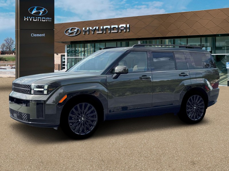 Hyundai Santa Fe Vehicle Full-screen Gallery Image 2