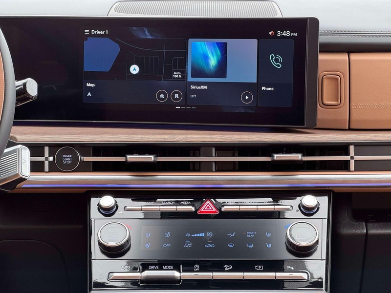 Hyundai Santa Fe Vehicle Full-screen Gallery Image 18