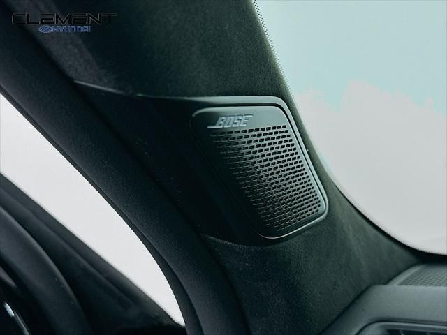 Hyundai Santa Fe Hybrid Vehicle Full-screen Gallery Image 23